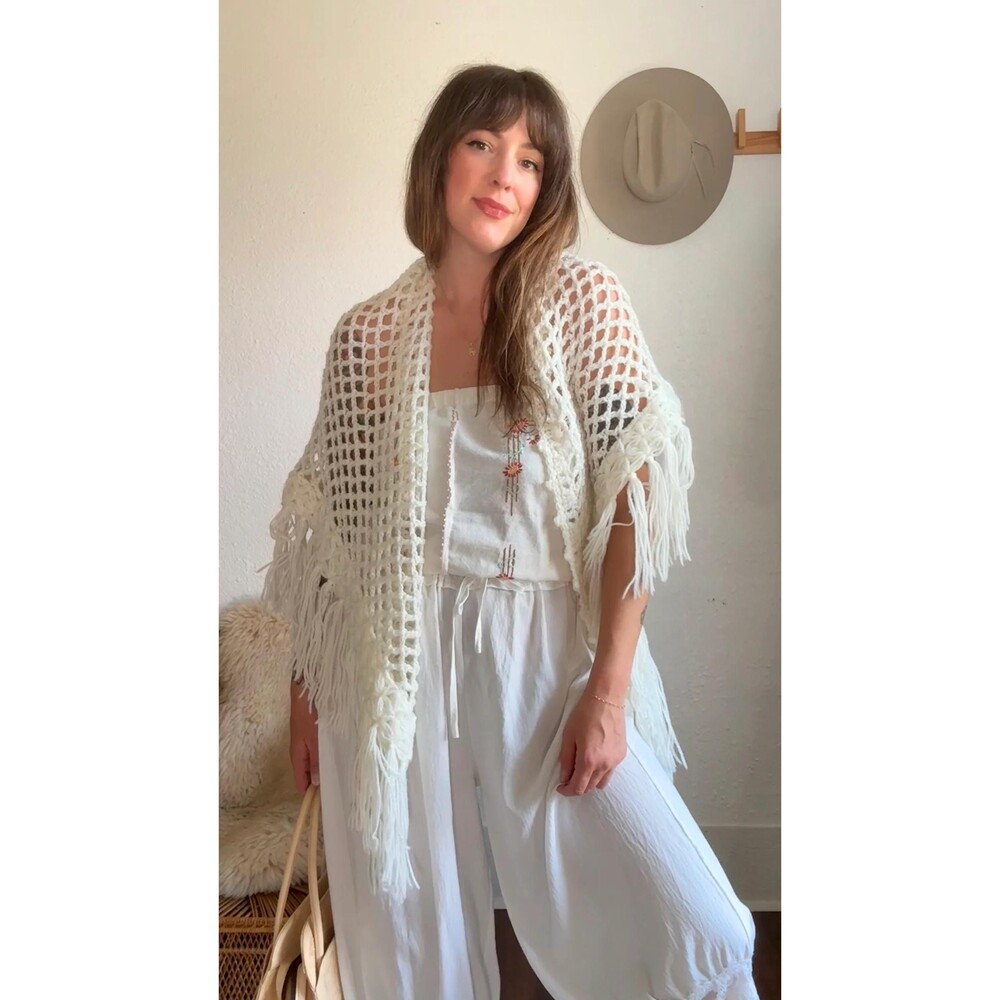 Vintage 70s Crochet Shawl | Boho Lace Wrap, Festival Shoulder Shoulder Accessory